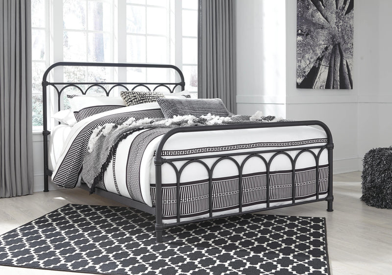 Nashburg Queen Bedroom Set