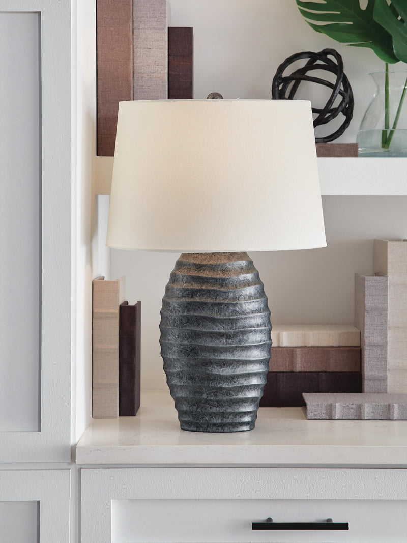 Caronick Table Lamp (Set of 2)